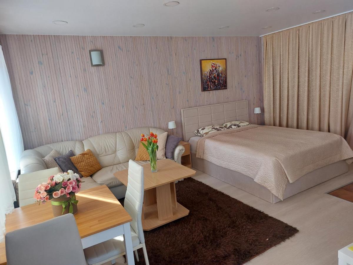 Nida Guesthouse At Loreta Exteriér fotografie